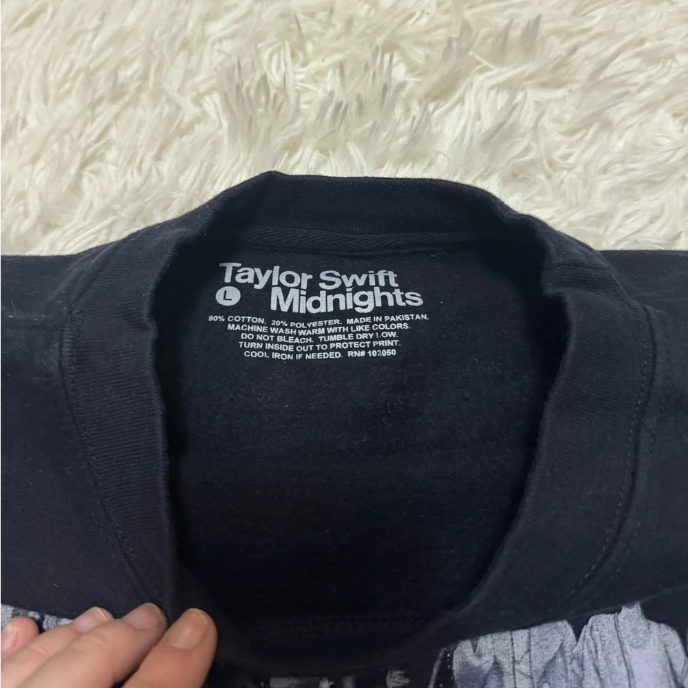 Taylor Swift Crewneck Taylor Swift Midnights Crewneck Navy Crewneck - Picture 3 of 4